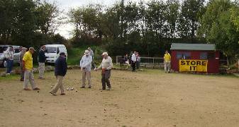 www.storeit.com sponsors the Carrefour Petanque Winter Melee